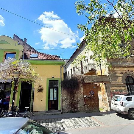 Appartamento Cool & Cozy Center Subotica Esterno foto