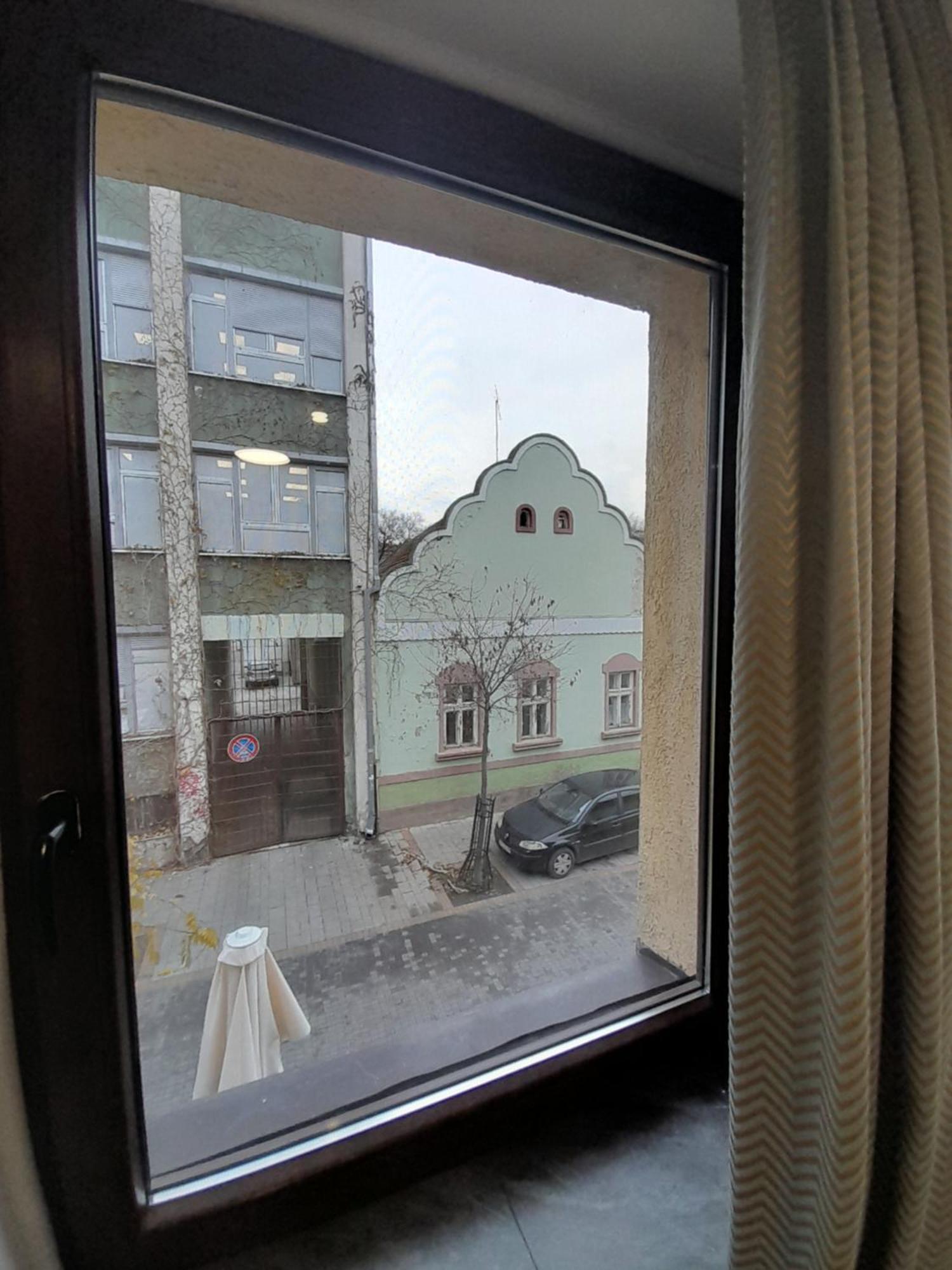 Appartamento Cool & Cozy Center Subotica Esterno foto